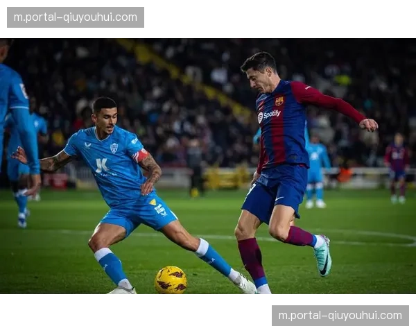 布雷斯特主场爆冷击败马赛,阿若克梅开二度成奇兵